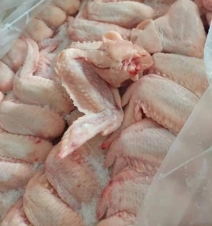 Frozen Chicken Wings - 15kg per Carton | 67 Cartons per tone view 2